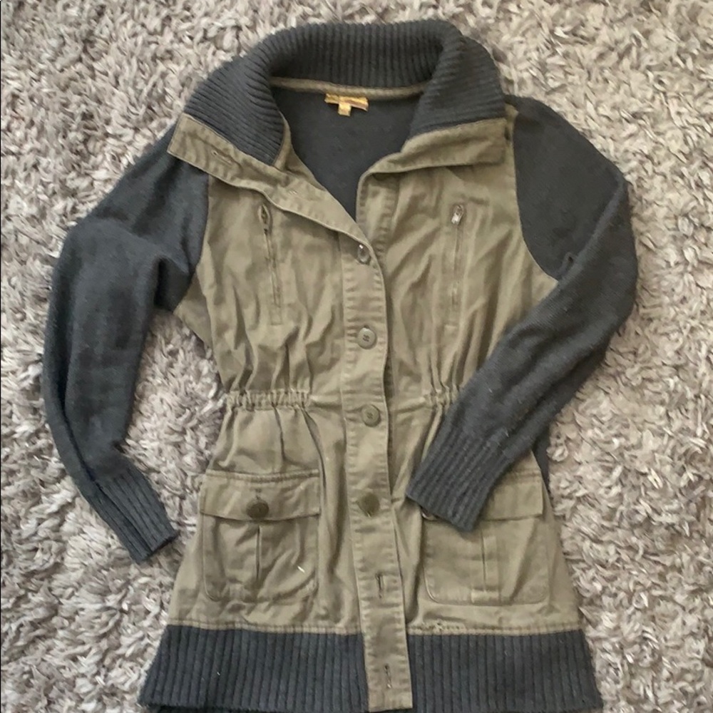 Vera Wang Long Cargo Sweater